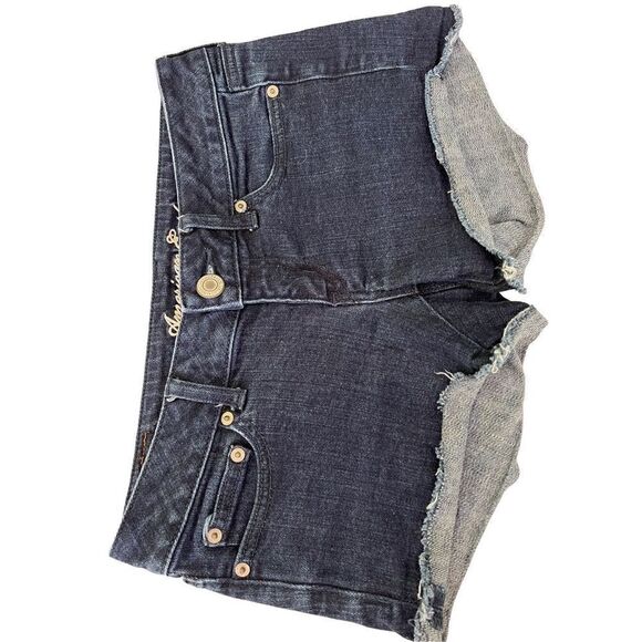 American Eagle Outfitter Women’s Jean Shorts Stretch Distressed SZ 4 - Picture 2 of 9